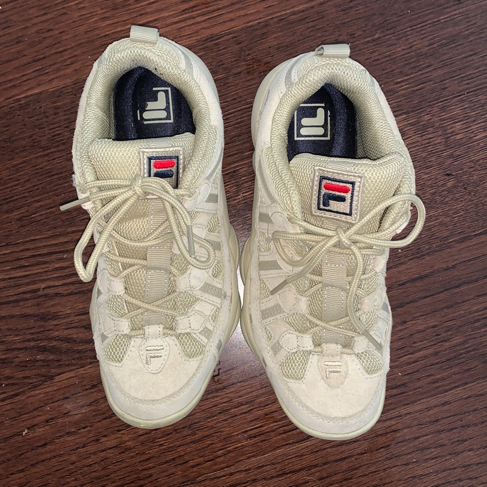 Fila disruptor sneakers